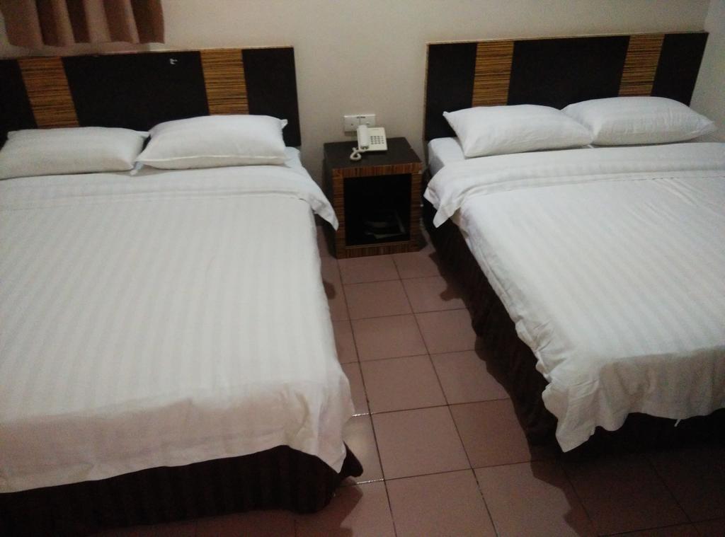Hotel Traveller Kota Kinabalu Dış mekan fotoğraf