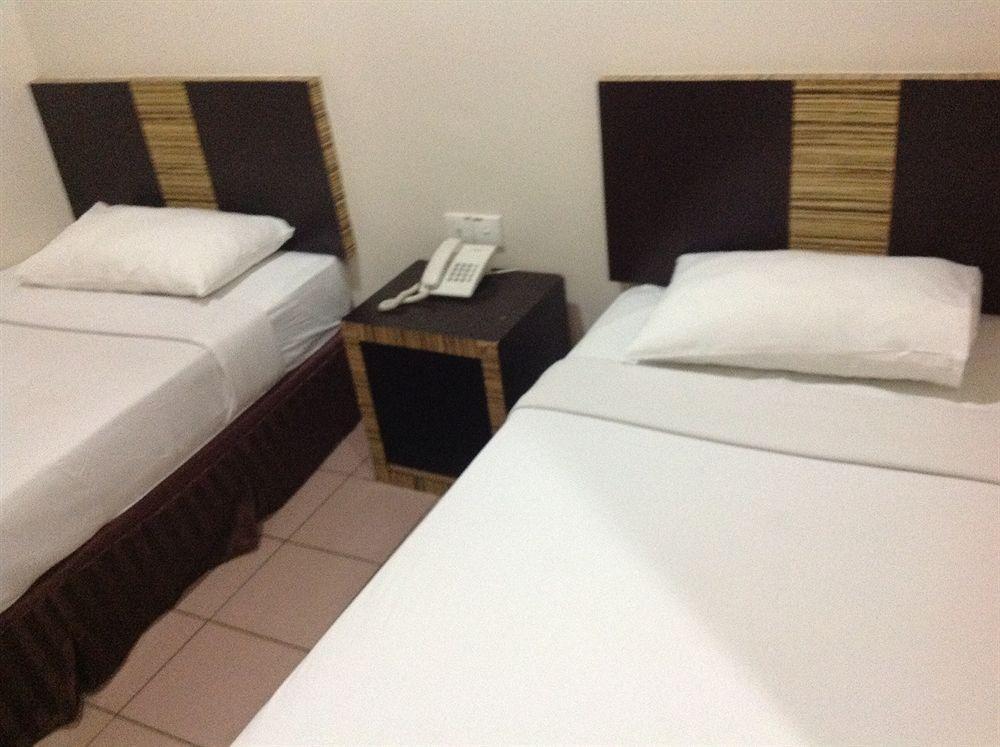 Hotel Traveller Kota Kinabalu Dış mekan fotoğraf