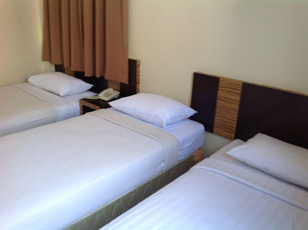 Hotel Traveller Kota Kinabalu Dış mekan fotoğraf