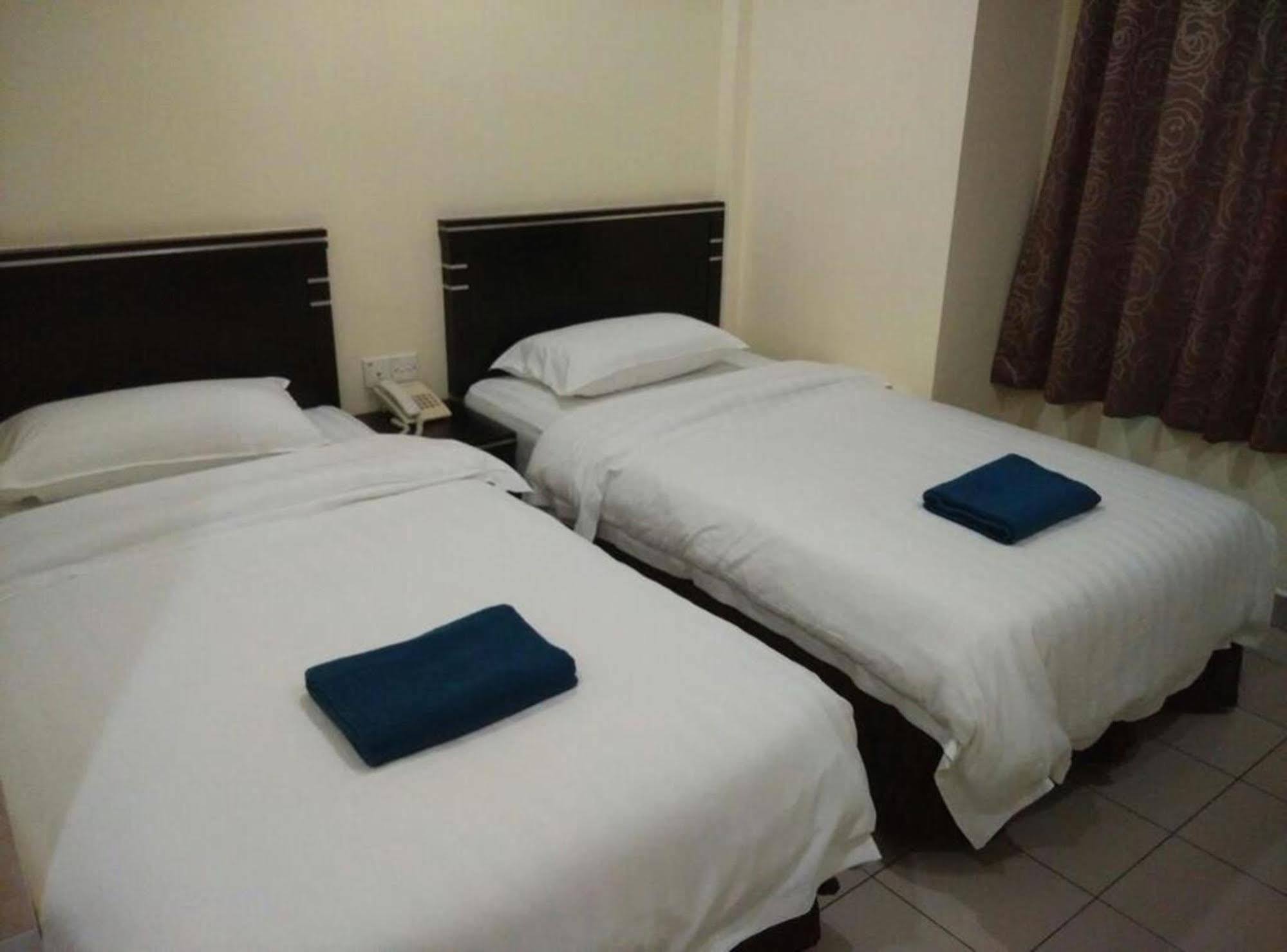 Hotel Traveller Kota Kinabalu Dış mekan fotoğraf