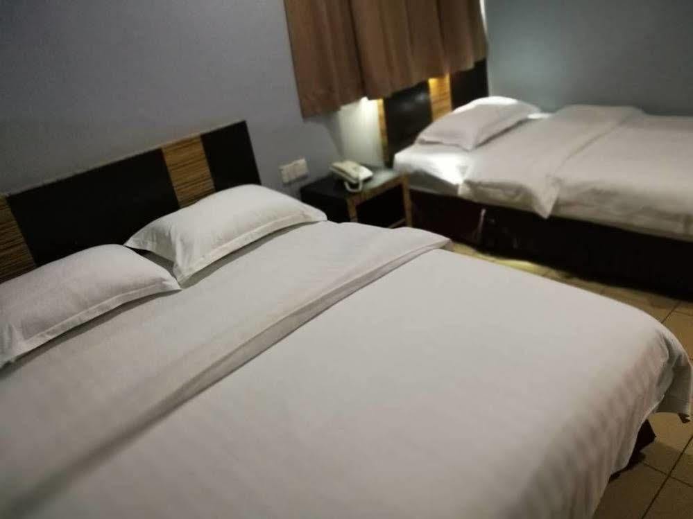 Hotel Traveller Kota Kinabalu Dış mekan fotoğraf